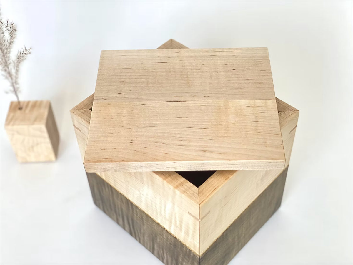 CURLY MAPLE with gold leaf detail