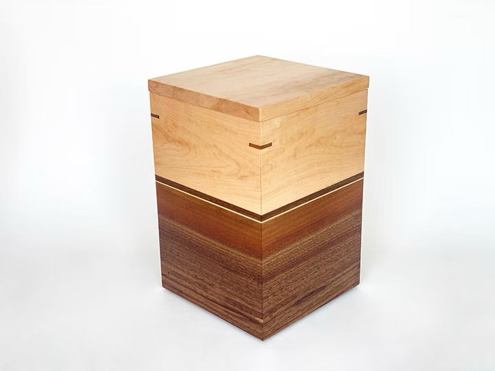 MAPLE & WALNUT with Nesting KeepsakeTray