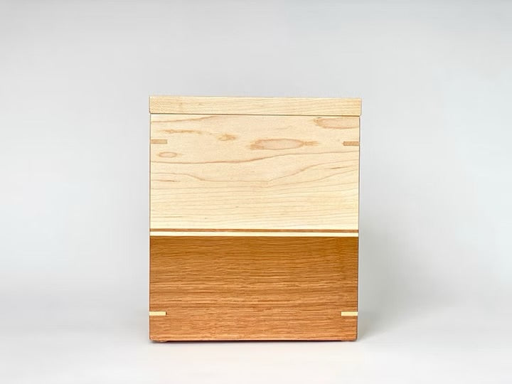 MAPLE & WHITE OAK