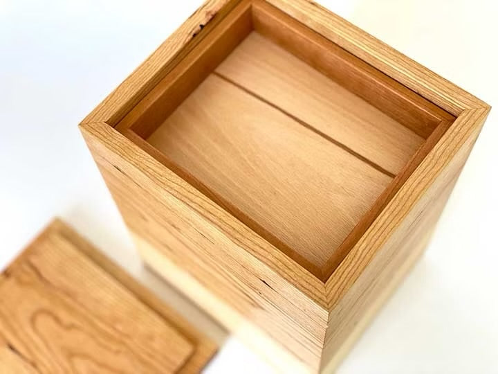 CHERRY WOOD & BEECH with Nesting Keepsake Tray