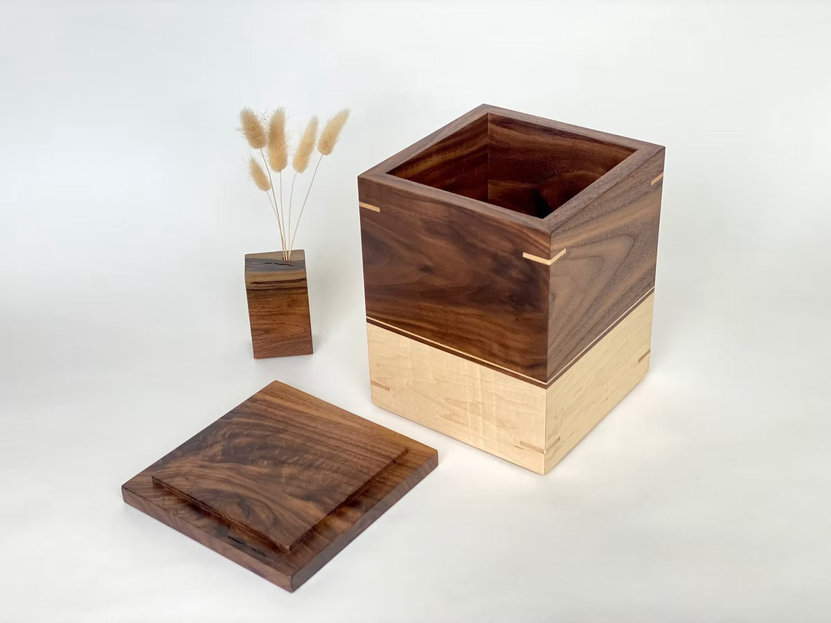 WALNUT & MAPLE