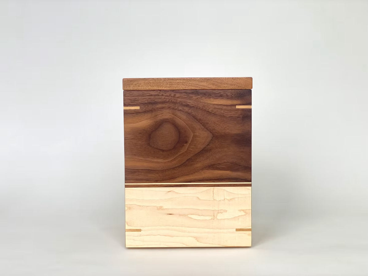 WALNUT & MAPLE